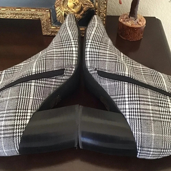 💗 Jeffrey Campbell plaid block heel booties Sz 8.5 - Picture 4 of 7